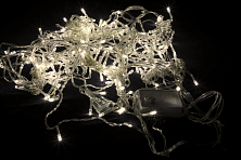 Световой занавес Звездочка, 138 теплых белых LED ламп с возм. соединения , размер 2,5*0,95 м., 12 нитей ( 6 шт по 0,95 м, 6 шт по 0,55 м) , цвет провода белый, 230 V